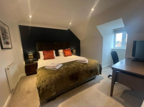 Stamford House - Superb Short Stays and Contractors with Free Parking